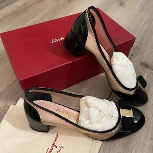 Salvatore Ferragamo Eva Net Pumps